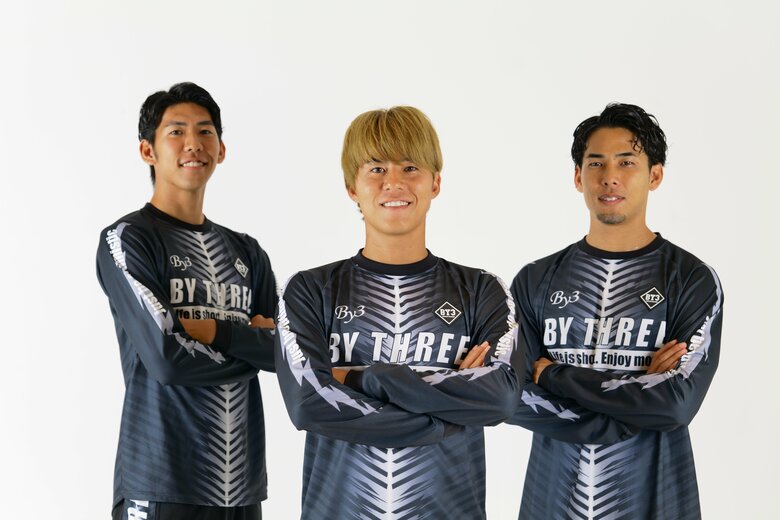 左から三男（陸さん）、圭梧さん、長男（翔平さん）