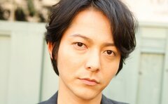 突然の下血に「AI相談」で対応も…俳優・柏原収史が痛感した「自己判断の危険性」
