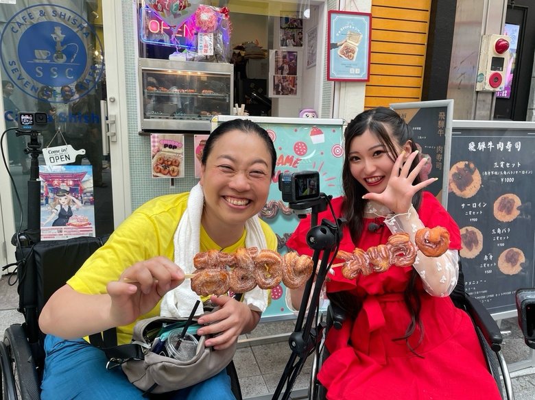 今年放送の『24時間テレビ』では、いとうあさこさんと車いすで旅する企画に挑戦