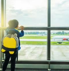 空港に保育園まで!?子連れ旅行で利用すべき空港の無料サービスまとめ