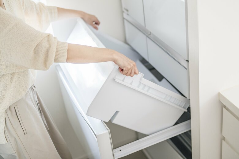 野菜室の引き出しは想像以上に細菌だらけ！取り出して丸洗いしたい