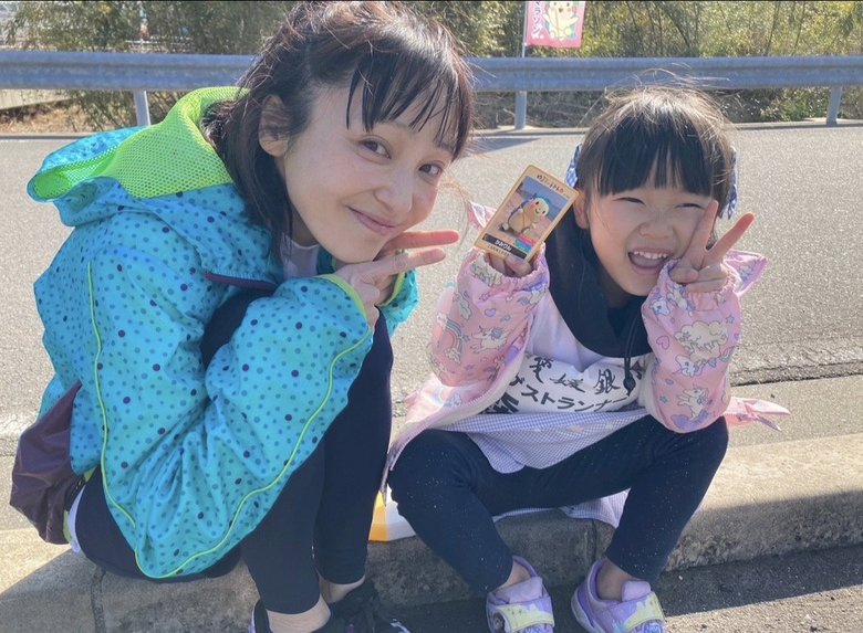 2023年、愛媛県・上島町で開催された「ゆめしま海道いきなマラソン」に家族3人でゲストランナー参加