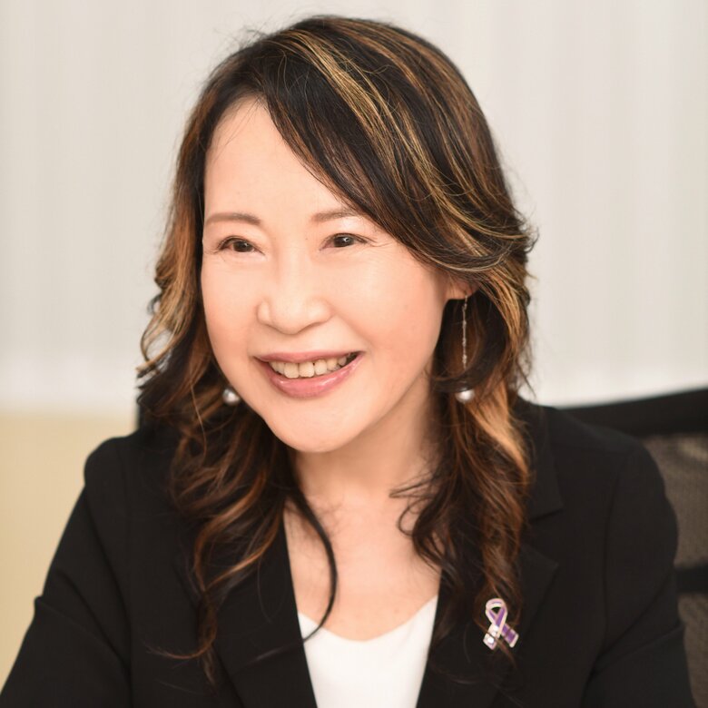 「リカバリーウエアがすべてを解決するわけでなく、ふだんの生活習慣も大切」と話す海原純子さん