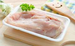 鶏胸肉がジューシーになる“裏ワザ”でパサつき感もゼロって！