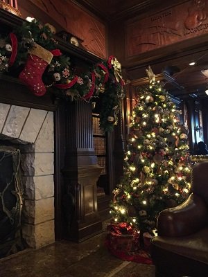 ▲ランチをしたテディ・ルーズヴェルト・ラウンジこちらも1時間半以上待ち、アトラクションもびっくりです。