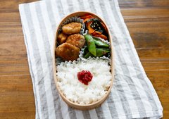 傷みにくい作りおきおかずで「鶏の照り焼き弁当」レシピ