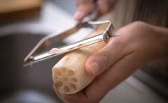 国分太一さんが「ナイス食感！」今日はシンプル根菜料理でご馳走だ