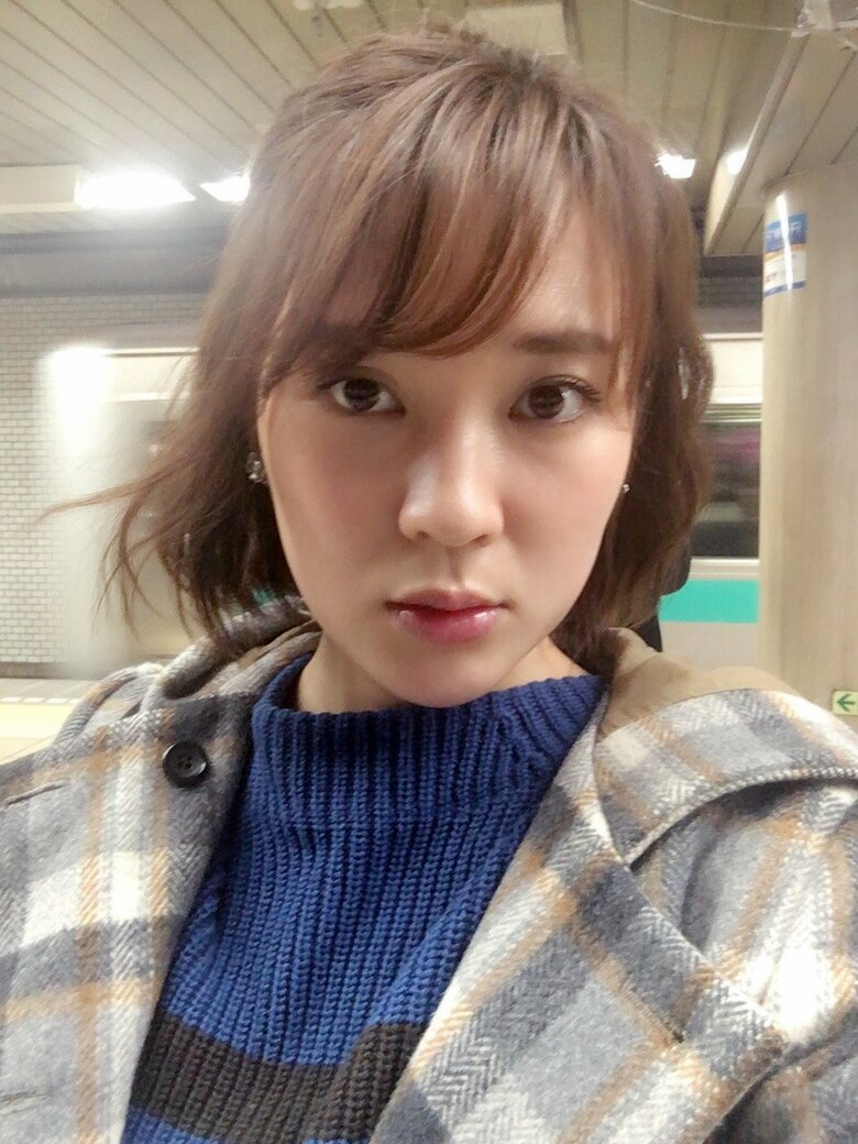 駅のホームで歩けなくなる直前の頃の大木さん。常に劣等感や疲労と戦っていたという