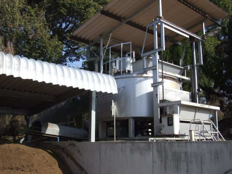 再春館製薬社屋のコンポスト