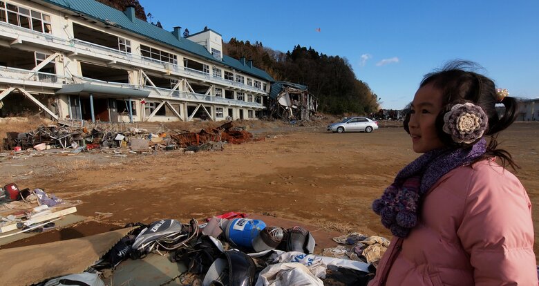 津波の被害を受けた岩手県陸前高田市を訪れた小学1年生の野口絵子さん