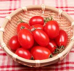 ミニトマトがシワシワにならない!? 新鮮さをキープする正しい保存方法