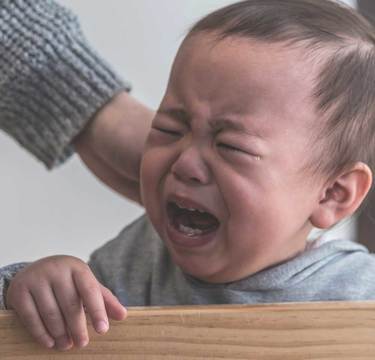 イヤイヤ期はいつからいつまで？「ない子もいる…だと!?」