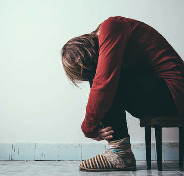 帰宅が遅い夫を待つ妻の本音！体力の限界…これってモラハラ！？