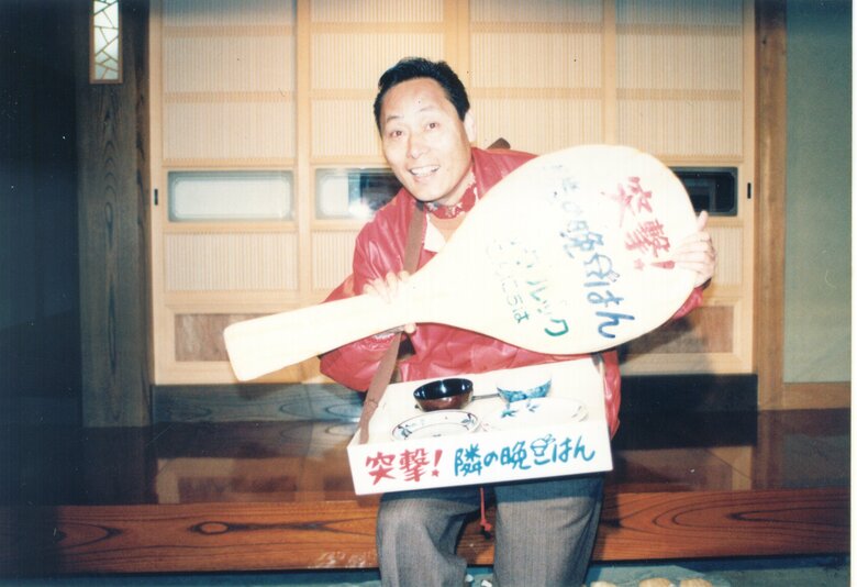 若かりしころのヨネスケさん。『突撃！隣の晩ごはん』でお茶の間の人気ものに