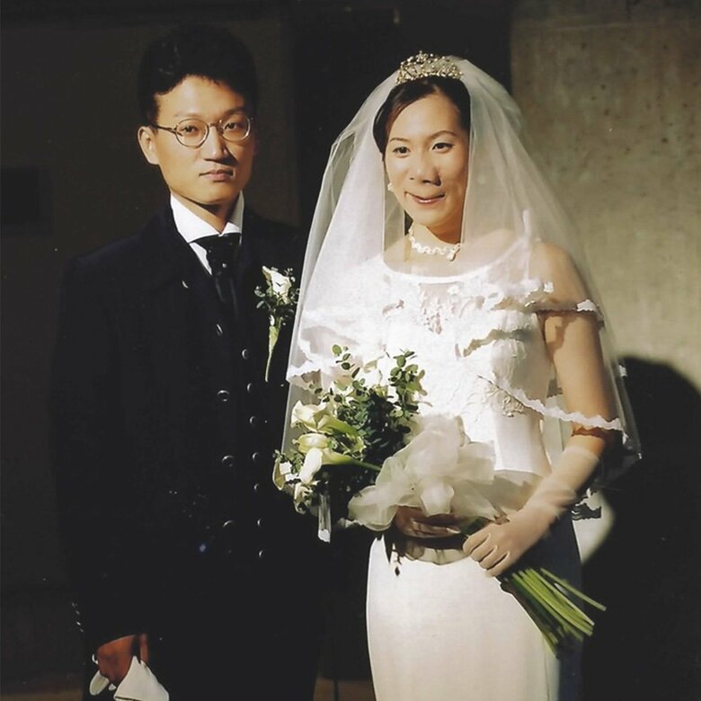 結婚式で。ウェディングドレス姿の河除さん