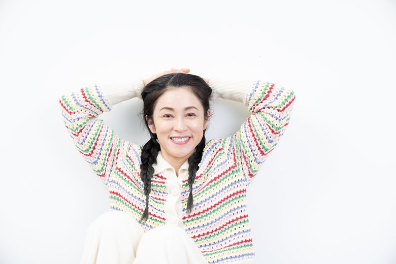 私服で撮影に応じてくださった濱田さん。娘さんとは服の貸し借りもする仲だそう