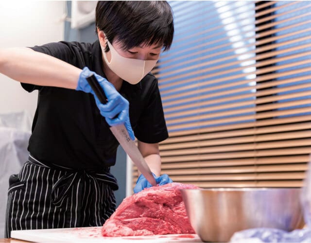 佰食屋ではさまざまなバックグラウンドを持った人々が働いてきた