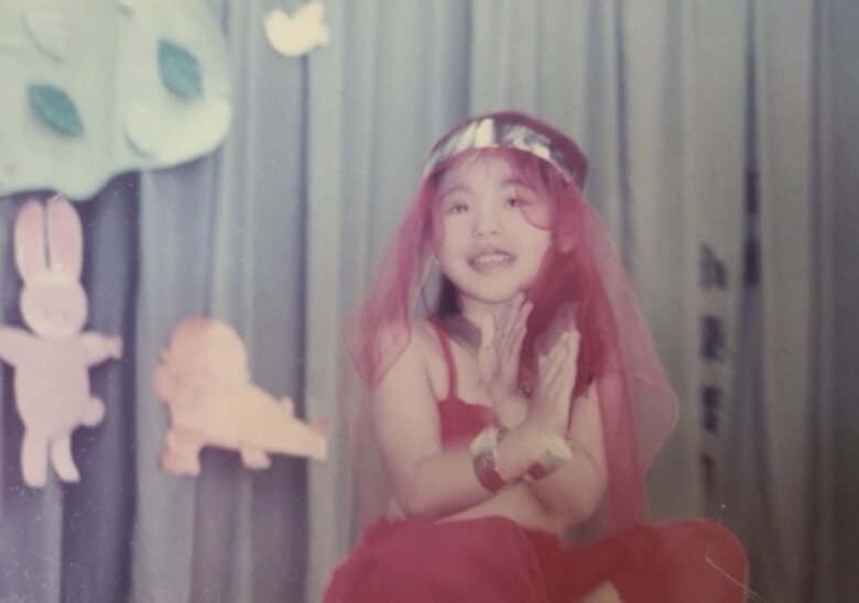 小学4年生の頃のAKINAさん