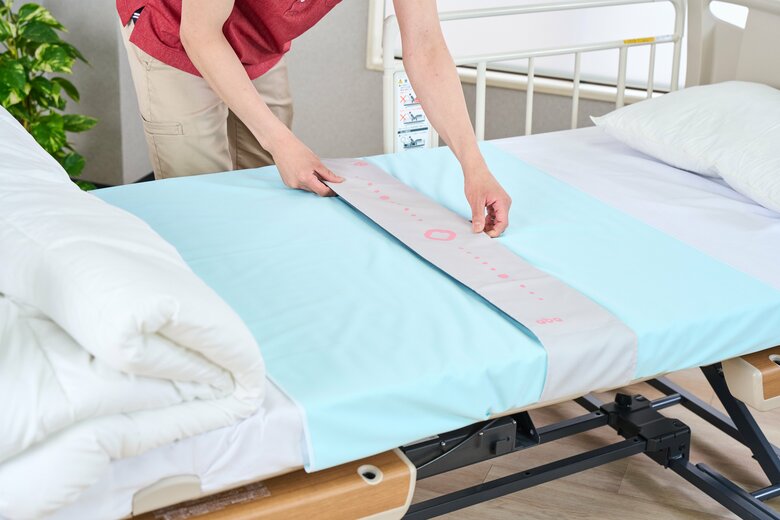 排泄センサー「ヘルプパッド」は、全国40以上の都道府県の介護施設、病院に導入されている