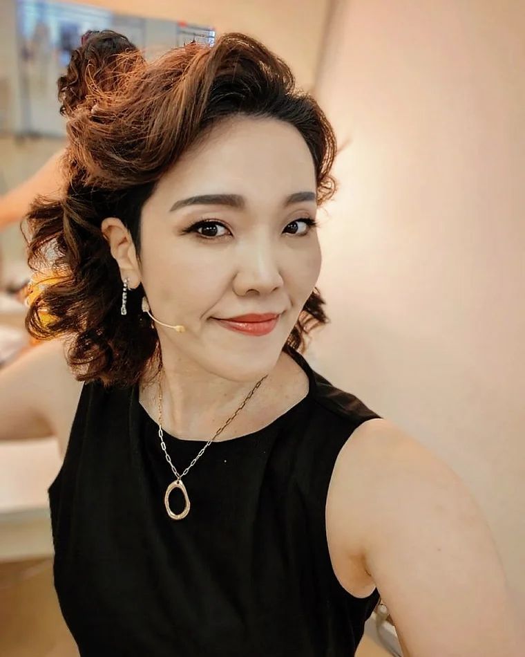 ミュージカル作品『浜村渚の計算ノート』より、楽屋での写真