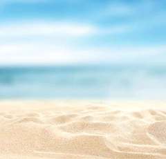 ガラスの砂浜・和製ウユニ塩湖…SNSで話題の日本の絶景