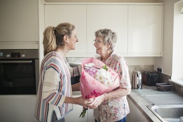 「仲良し嫁姑」は得だらけ！ 嫌いな義母を味方につけた〝作戦勝ち妻〟の実話