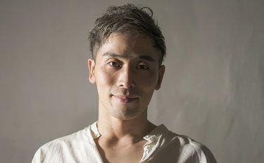 「なんで俺が！」夢の目前で暴走運転の車に轢かれ左足を切断した男性「普通にすがった」20代経て、自分だけの価値に気づくまで