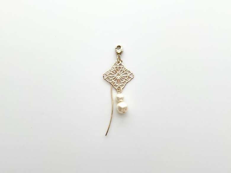 文／阿部祐子
※小さなお子さんがいるお宅で作る場合にはパーツなどの誤飲、道具での怪我などが起こらないよう材料・道具の管理をしっかり行い作業するようにしましょう。