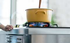 日高屋メニューで作る激ウマ料理に相席スタート・山崎さん「めちゃくちゃ美味しいじゃん！」