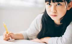 子どもの年収が約870万円変わる!?幼少期の母子関係の影響力