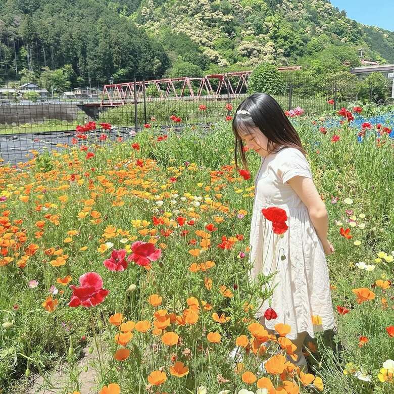 ランドセルは重く、小学6年生のころはキャリーケースで通学していた