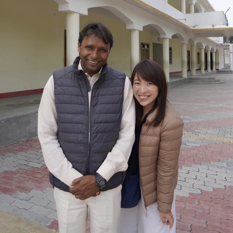 インドで14年ぶりの再会。学校を建てていた