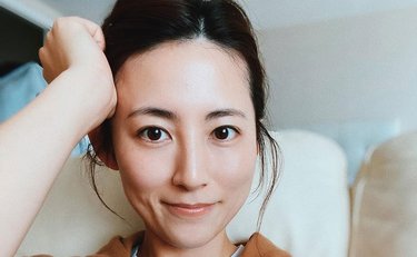 《食べづわりで体重20キロ増》骨折でギプスと松葉杖姿に…福田彩乃「全然スムーズじゃなかった」初産振り返る「え？今日産むんですか…？」