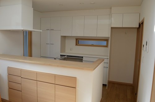 part10-2:キッチンカウンターの上にペンダントを付けたかった・・