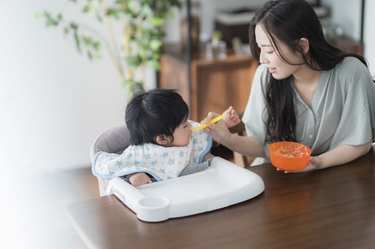 「幼児食」とは？偏食や遊び食べ…お悩みにも答えます！