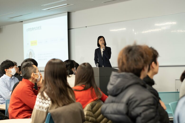 早稲田大学で吃音について講演したときの様子