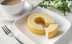 フワちゃんも驚いた絶品スイーツ「これ、コンビニ商品で作ったの!?」