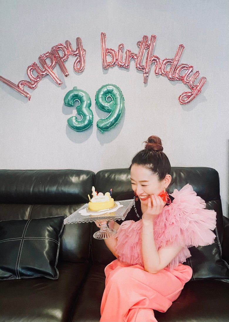 39歳の誕生日にお祝いをする島袋さん