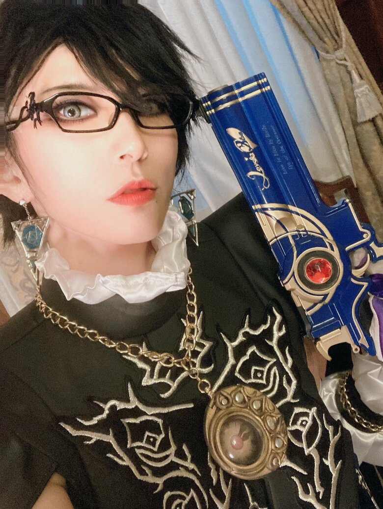 『ベヨネッタ』に登場するような「戦う強いキャラが大好物！」