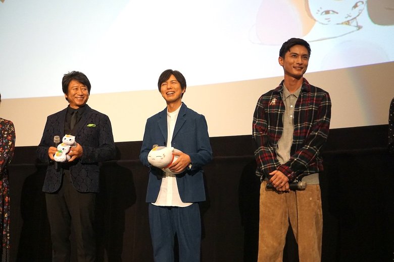 笑顔あふれる舞台挨拶の様子