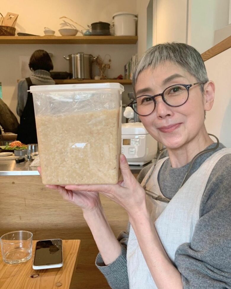 多趣味な手塚さんは発酵食品好きで味噌づくりのワークショップにママ友と参加