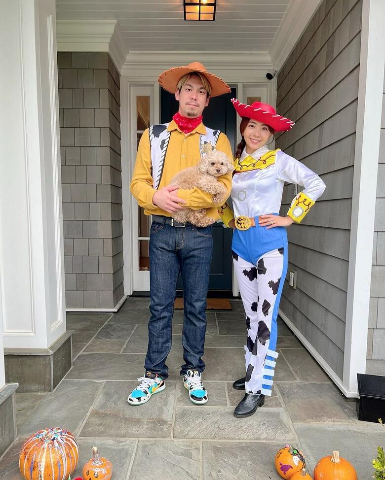 ハロウィンにてトイ・ストーリーのコスプレ