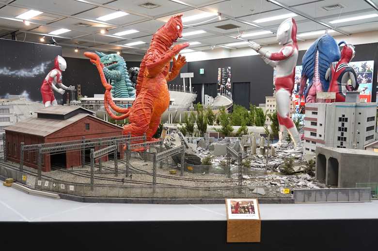 懐かしい国立競技場の姿も