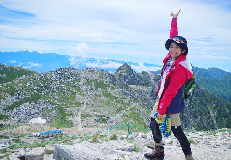 長野県駒ケ岳に番組で登頂したとき（2018年）の一枚