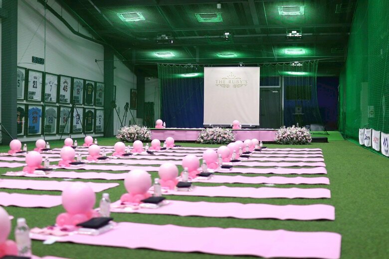 ピンク色がテーマの会場がかわいい