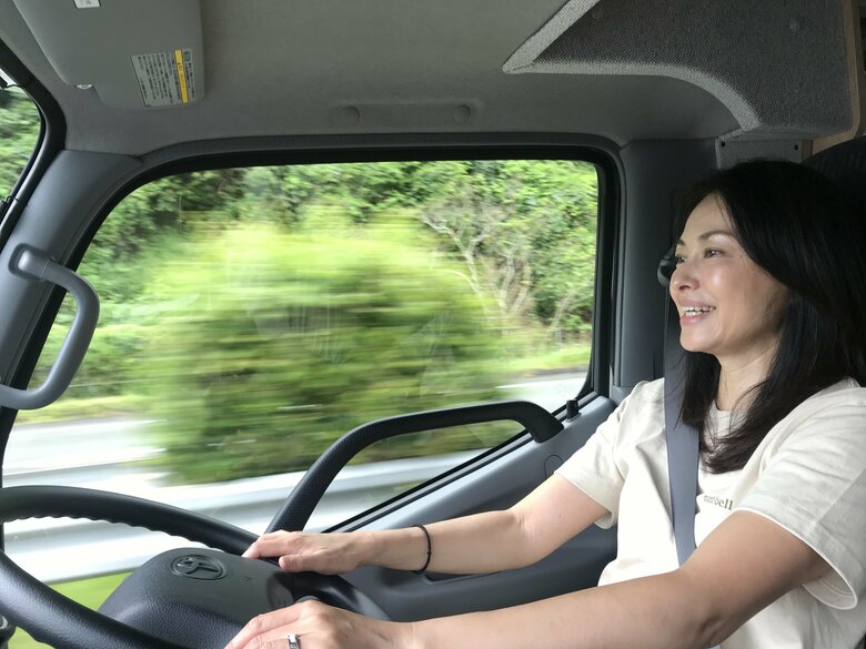キャンピングカーの運転も自らこなす。300キロ走ることも