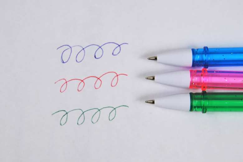 ダイソーおすすめ文房具「デザイン定規」の使用中画像5