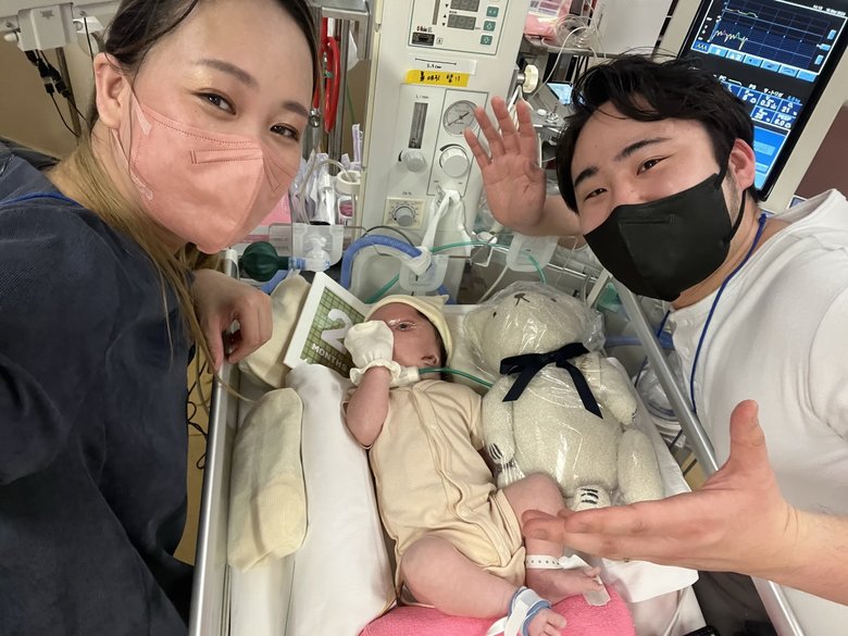 生後2か月。初めて家族全員が集合できた瞬間