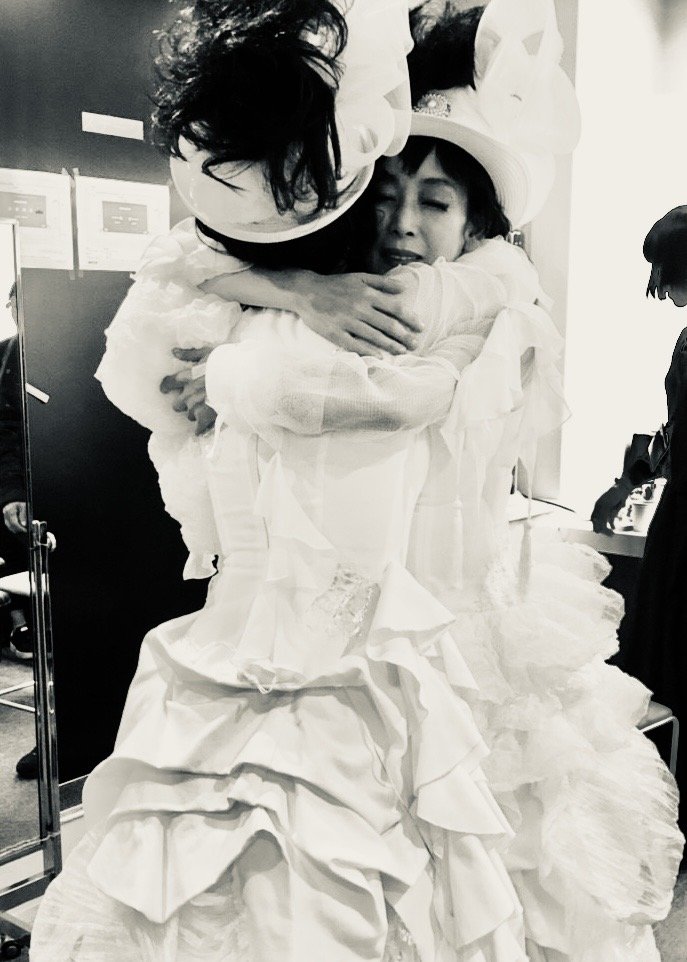 戦友だった鈴木早智子さんとの貴重な2ショット