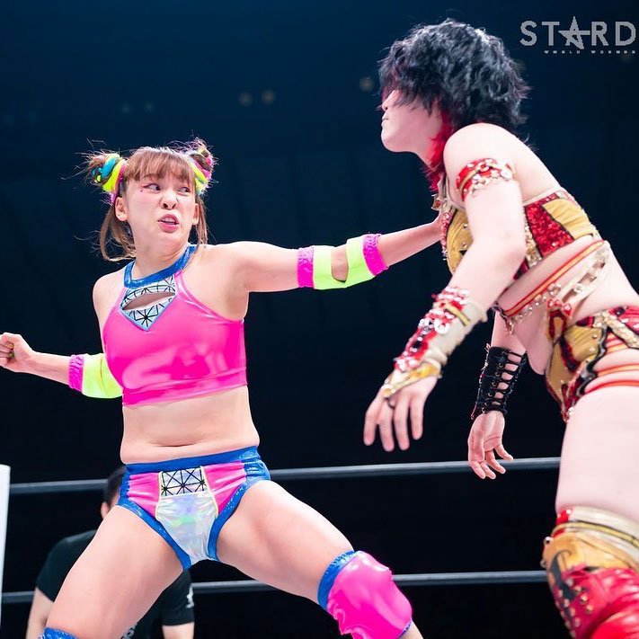 フワちゃんも本気（C）STARDOM